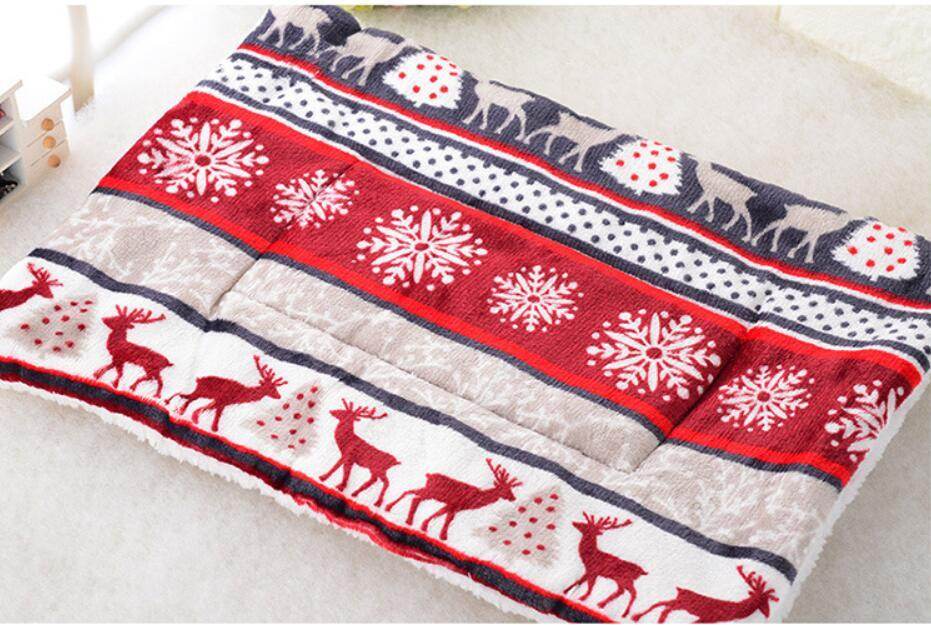 Soft & Cozy Dog Blanket Mat 🐾 - Aussie Pets Store