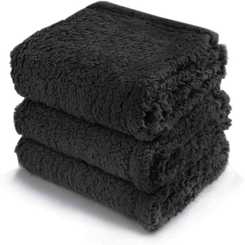 Soft & Cozy Shu Cotton Velvet Pet Blanket – Warm & Comfortable! 🐾 - Aussie Pets Store